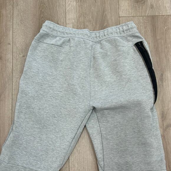 Nike Tech Fleece Jogger Pants Sweatpants size Medium M Gray B8 - Picture 7 of 8